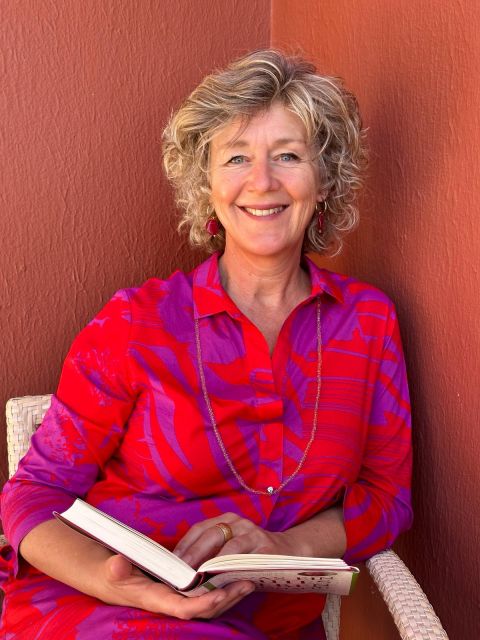 Bettina Mersmann am lesen